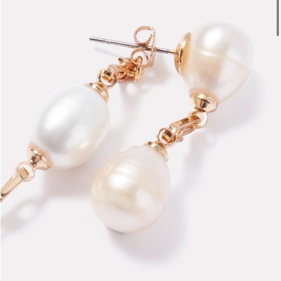 NWT Evereve pearl and gold earrings - Picture 2 of 4
